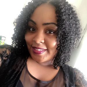 Meet your Posher, Nina